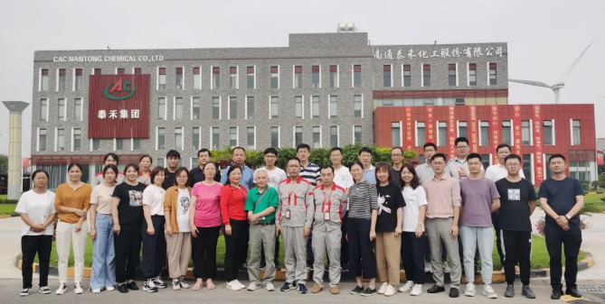 联结奋进为初心 凝心聚力踏征程 ——BB贝博艾弗森国际2020-2021年度宣传工作总结赞美会顺利召开